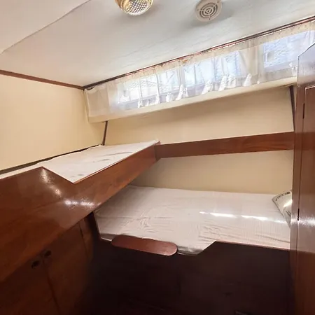 Barco Muy Acogedor En Valencia Botel Puebla de Farnals